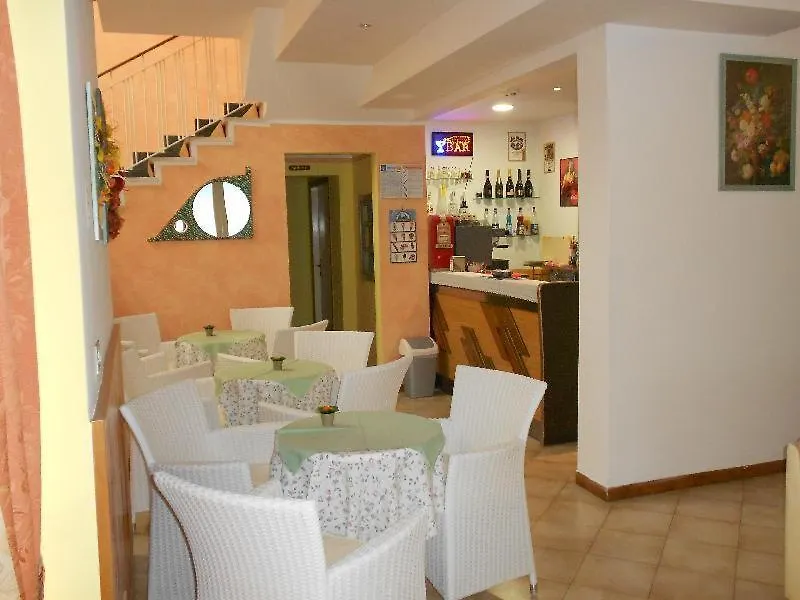 Hotel Vevey Rimini 2*,  Italia